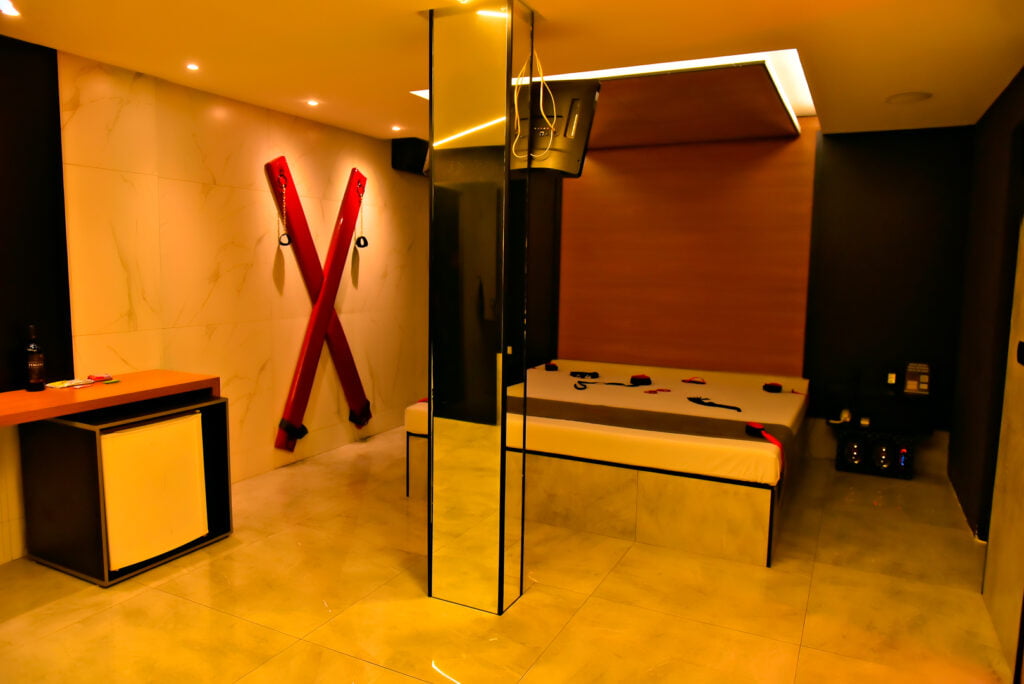motel-com-x-bdsm